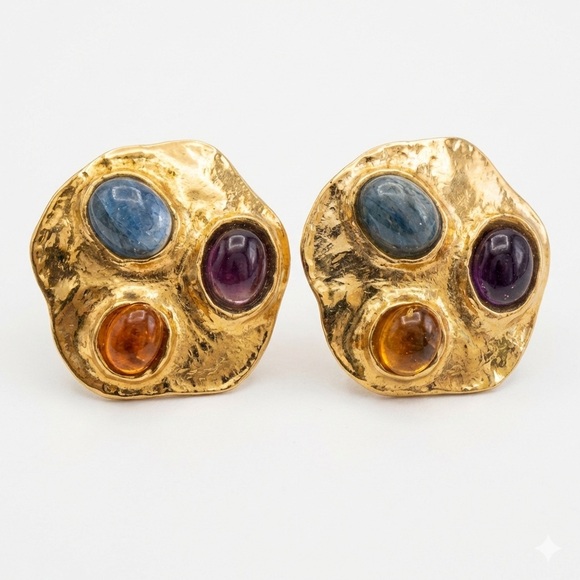 Francesca Romana Jewelry - SOLD‼️Francesca Romana Vintage Signed Hammered Gold Clip-On Earrings Cabochon